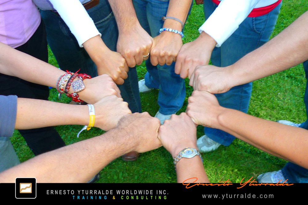 Team Building Corporativo LATAM | Actividades vivenciales y lúdicas para impulsar la colaboración empresarial